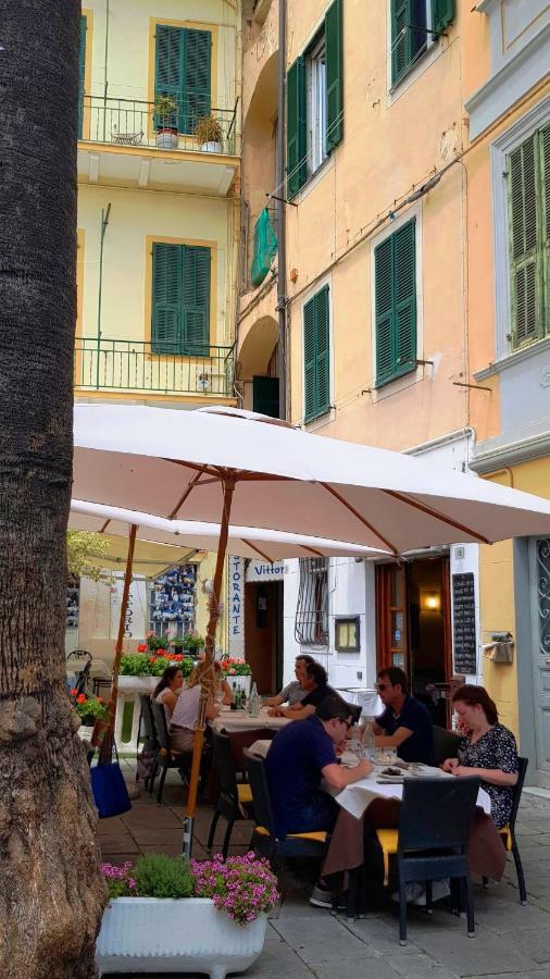 Appartamento In Centro Storico Sanremo Ngoại thất bức ảnh